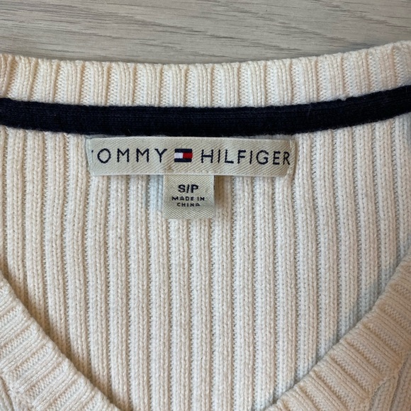 Tommy Hilfiger Cropped White Long Sleeve Small - Picture 3 of 5